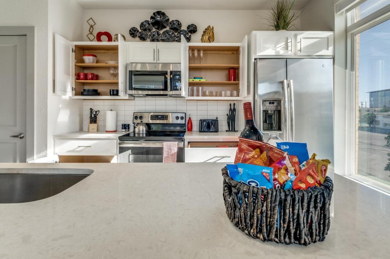Radiant Condo On The Riverwalk 1325 San Antonio Exterior foto